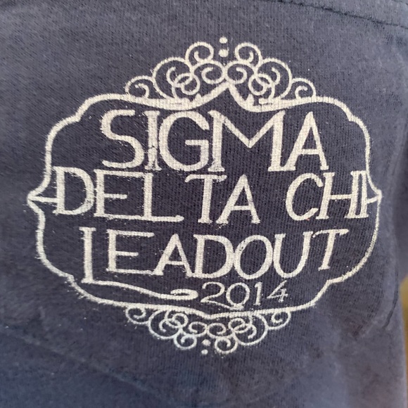 Sigma Delta Chi Sorority T-shirt Medium EUC - Picture 6 of 7
